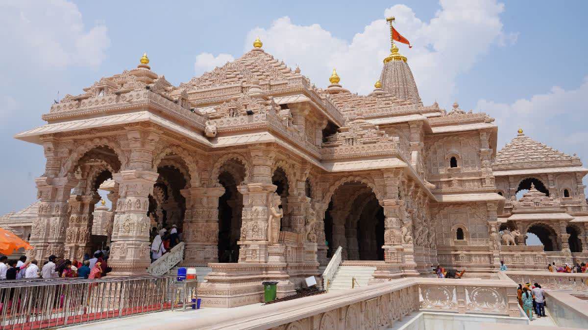 The Complete Guide to the Ayodhya & Varanasi Pilgrimage